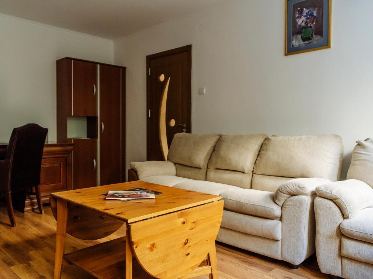 Old Town Historic Apartment With Backyard Mini Park Bukareszt Zewnętrze zdjęcie